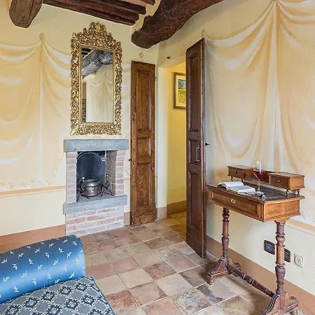 Giulia Tuoro sul Trasimeno