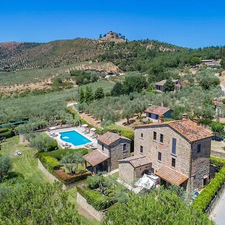 Giulia Tuoro sul Trasimeno
